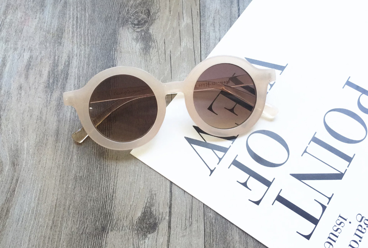 Childs Round Circle Sunglasses (various colours) - Image 7