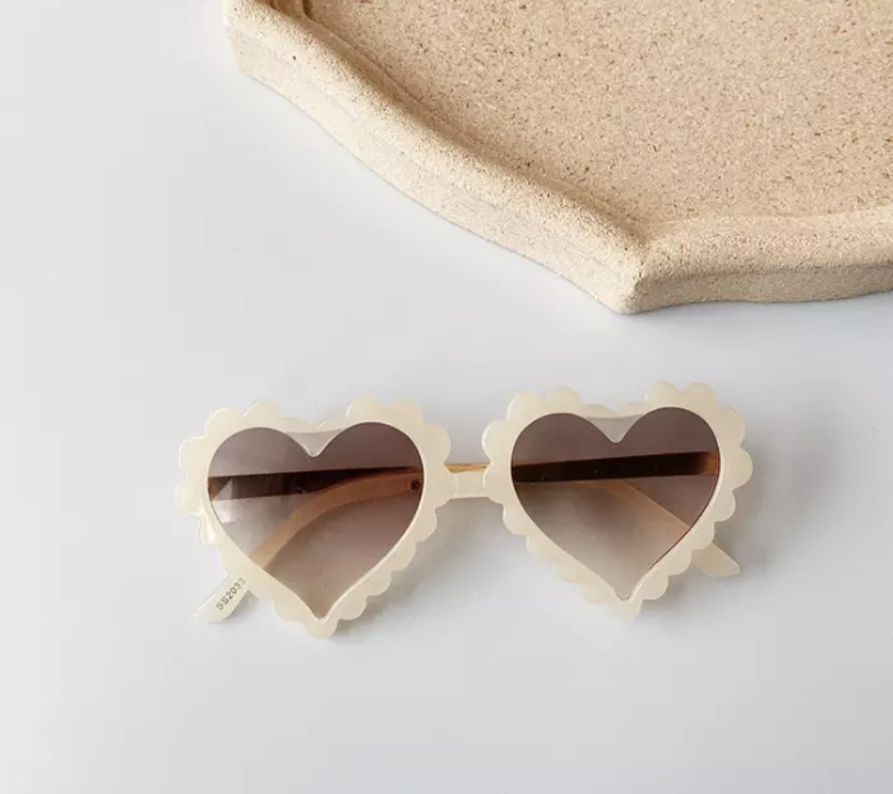 Childs Love Heart Sunglasses (various colours) - Image 4
